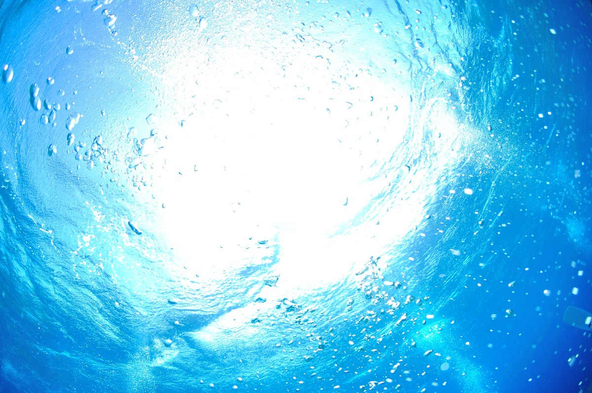 水